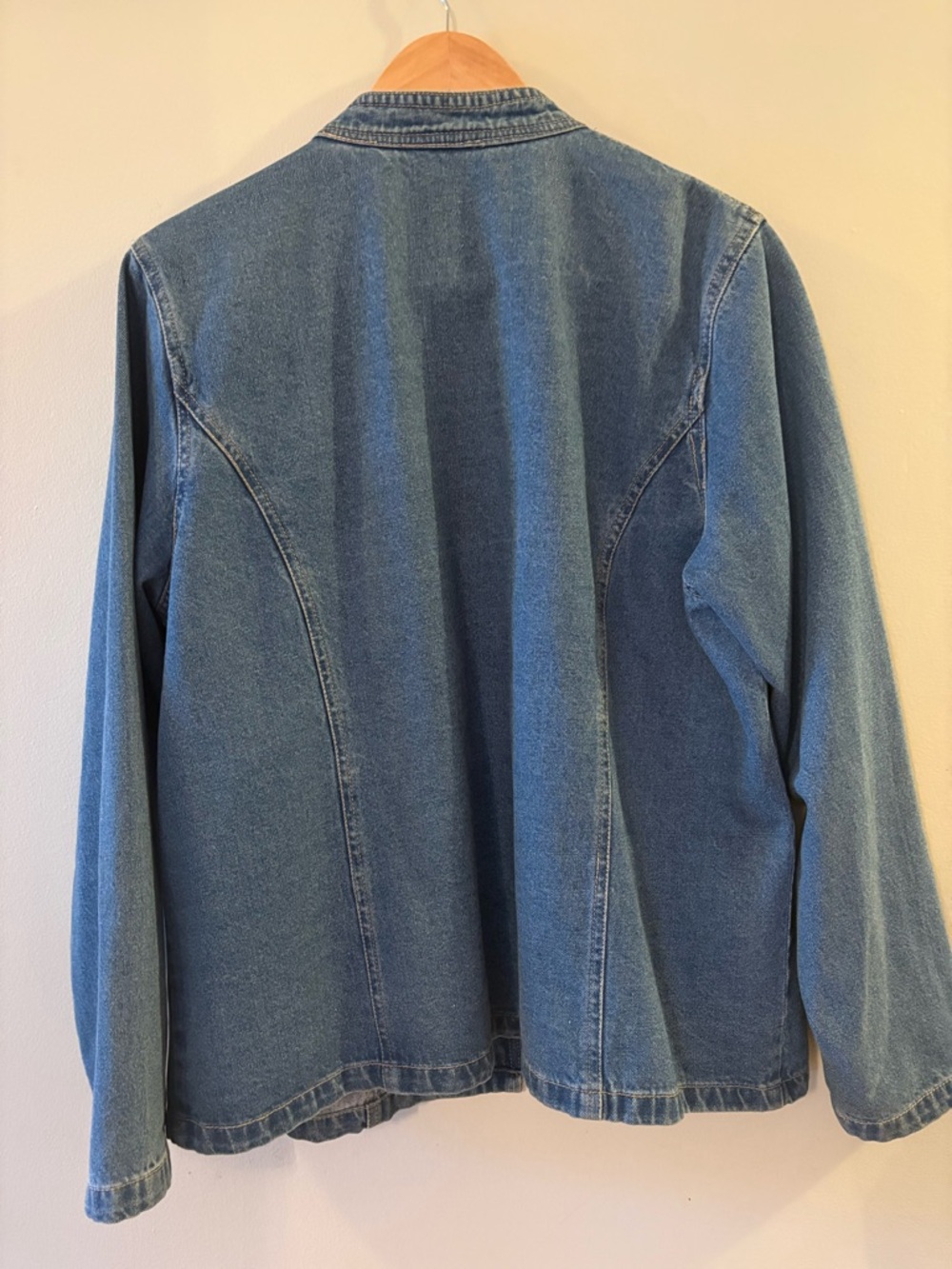 Quacker Factory jean Jacket with rhinestone jewel Embellishments, Sz XL. - Picture 4 of 11